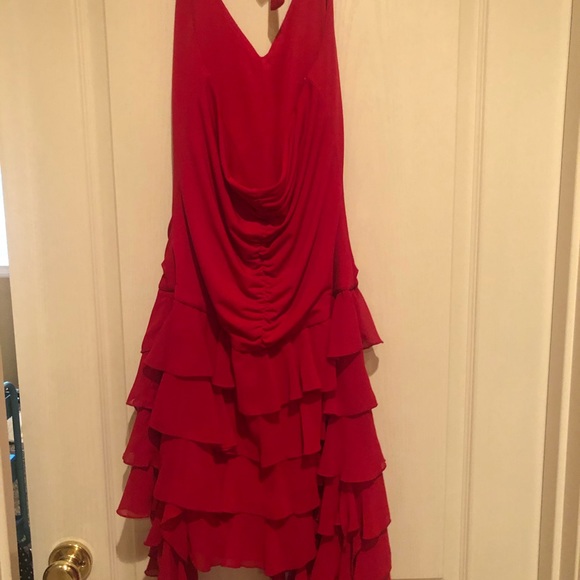 Cache Halter Dress - Picture 4 of 5